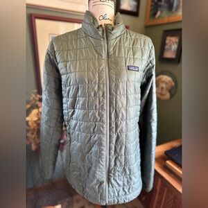 Patagonia Women's Green Quilted Jacket